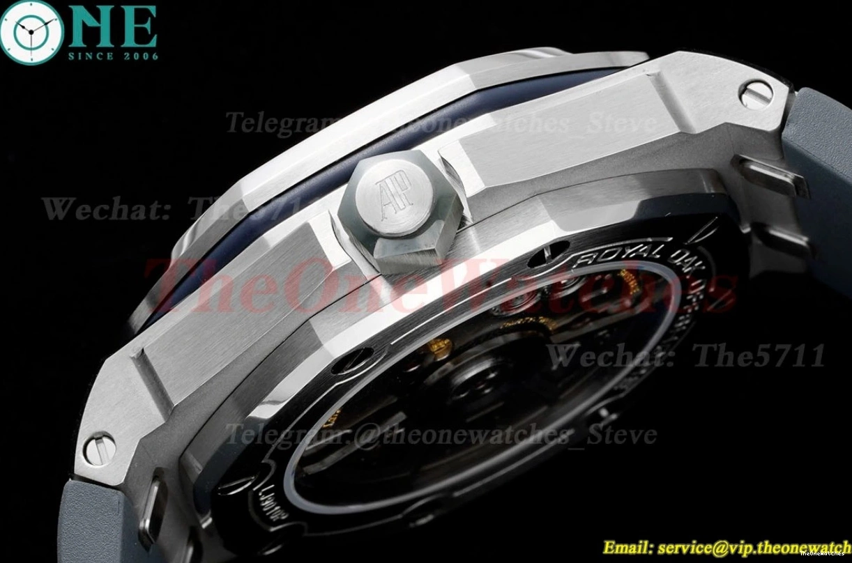 Oak 15720 A4308 Grey APF Stk Offshore Diver Royal SS RU 42mm 0224